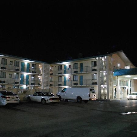 Bama Inn Huntsville Exterior foto